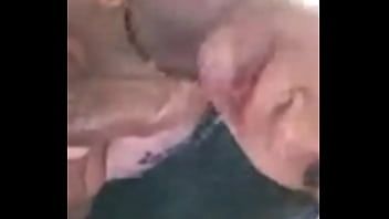 play 印度 性感的 妻子 roshni 吸吮 和 他妈的 与 丈夫 在 我 面前