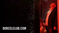 Reproducir WC Mamada Bash: Nena Rubia con Grandes Tetas