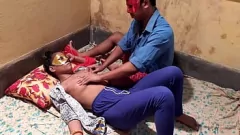 play Dojrzały parny romans Indian Bhabhi z jej mężem Devar w napalonym hindi audio