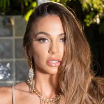 Porno Yıldızı Abigail Mac