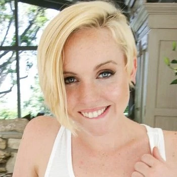 Star du porno Caroline Cross
