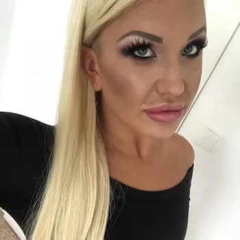 Star du porno Skylar Xtreme